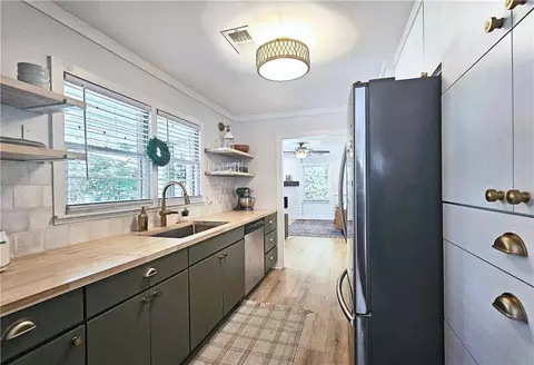 630 S Dogwood St, Villa Rica, GA 30180