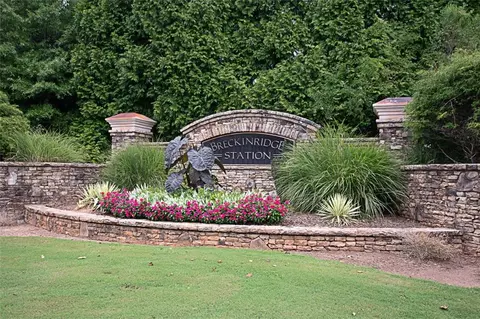 2078 Executive Dr, Duluth, GA 30096