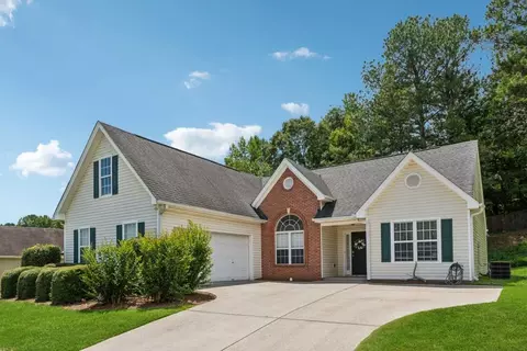 1390 Heatherton Rd, Dacula, GA 30019