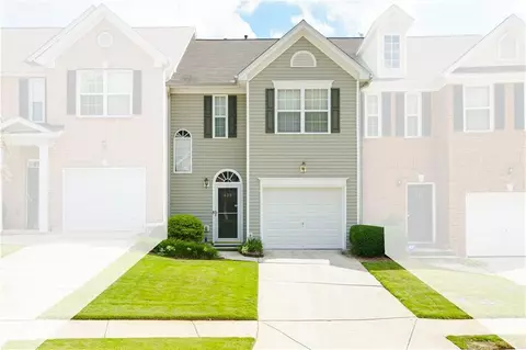 429 Lantern Wood Dr, Scottdale, GA 30079