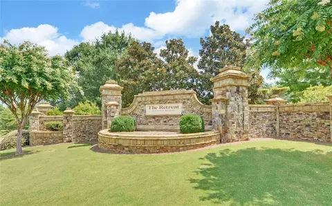 5427 Planting Field Ln, Flowery Branch, GA 30542