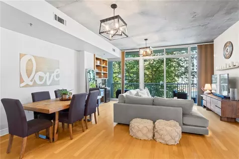 950 W Peachtree St NW #814, Atlanta, GA 30309