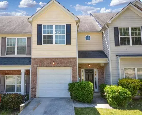 284 Brookview Dr, Riverdale, GA 30274
