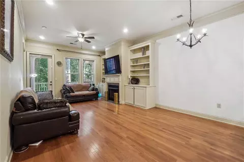 800 Old Plank Sq, Duluth, GA 30097 photo 3