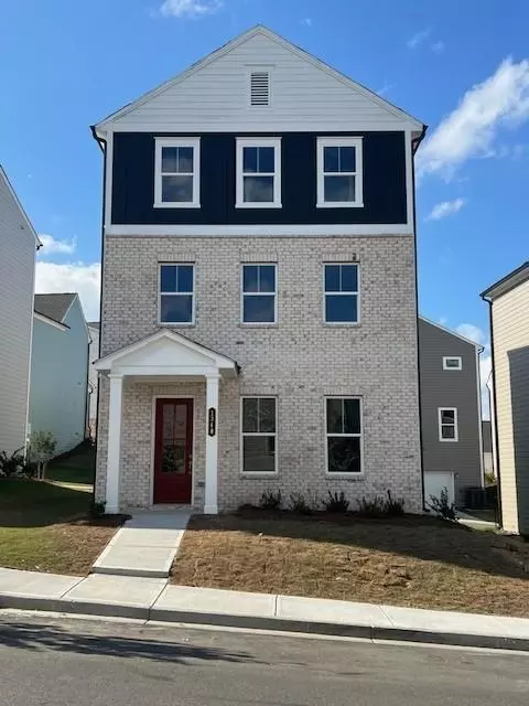 1348 Creekside Cir NW, Atlanta, GA 30318