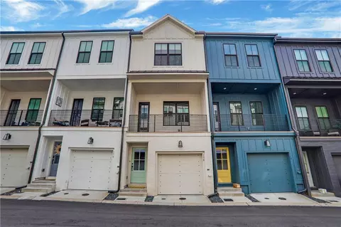 158 Chestnut Cir, Atlanta, GA 30342