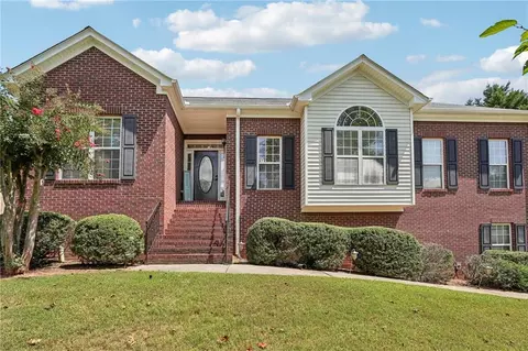 7570 Golden Sands Dr, Cumming, GA 30041