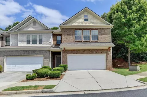 3941 Snipes Ct, Lilburn, GA 30047