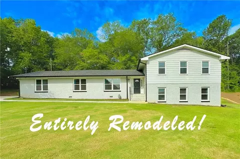 2126 Azalea Dr, Lawrenceville, GA 30043