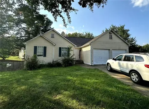 4016 Carmel Ct NW, Kennesaw, GA 30144