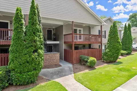 608 Brighton Pt, Atlanta, GA 30328