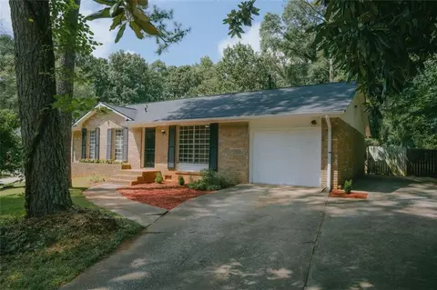 4682 Cedar Ridge Trl, Stone Mountain, GA 30083