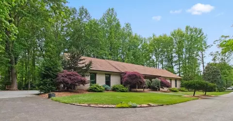 3814 Trinity Pond Pl, Buford, GA 30519