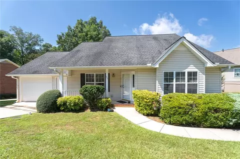 171 White Oak Ct, Clarkesville, GA 30523