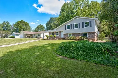 7304 Indian Hill Trl, Riverdale, GA 30296