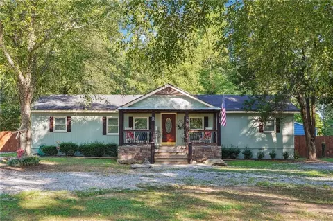 3692 Sardis Church Rd, Buford, GA 30519