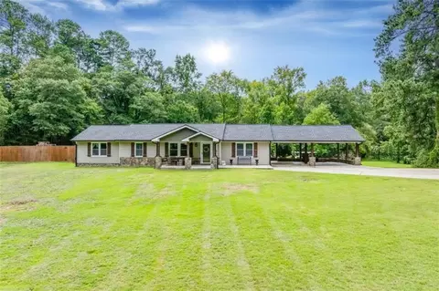 176 Westmoreland Dr, Jefferson, GA 30549