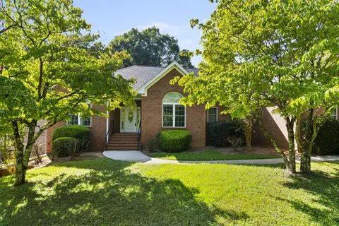 3127 Lee Cir, Buford, GA 30518