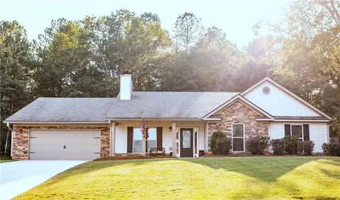 352 Thoroughbred Trl, Monroe, GA 30655