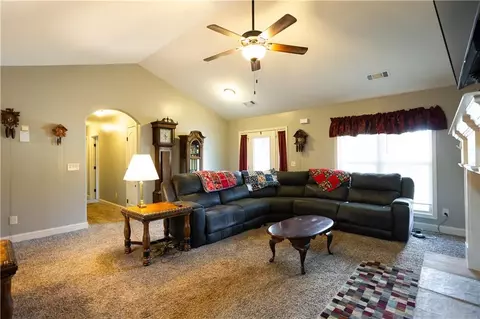 352 Thoroughbred Trl, Monroe, GA 30655 photo 5
