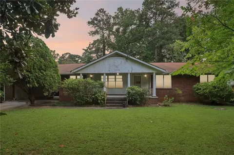 1272 Breezy Ln NE, Atlanta, GA 30329