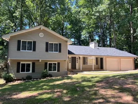 3147 Pequea Dr, Lithonia, GA 30038