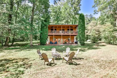 343 Idle Ln, Blue Ridge, GA 30513