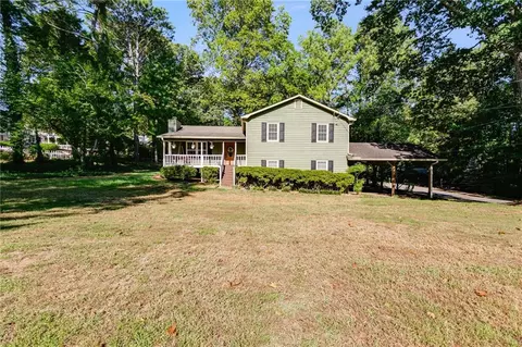 28 Mill Gate Dr, Dallas, GA 30157