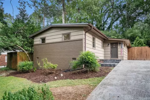 3033 Vista Brook Dr, Decatur, GA 30033