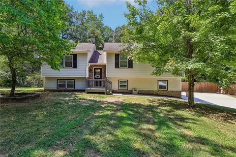 3100 Westwood Dr, Acworth, GA 30102