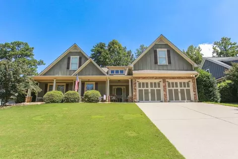 313 Wooded Glen Ln, Carrollton, GA 30117