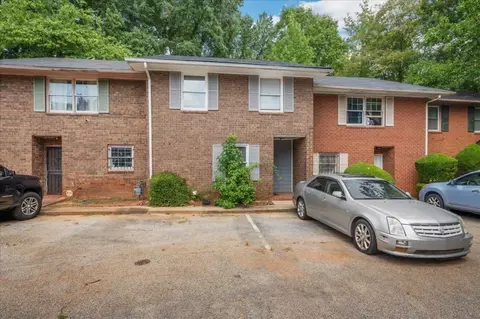 4532 Golf Vista Cir, Decatur, GA 30035