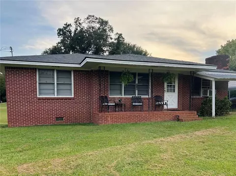 Undisclosed, Hoschton, GA 30548