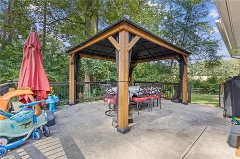 2732 Pioneer Ct, Atlanta, GA 30341 photo 25