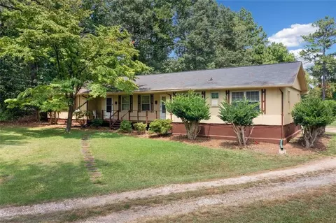 3721 Lynn Ct, Powder Springs, GA 30127