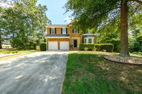 107 Coastal Ct, Byron, GA 31008