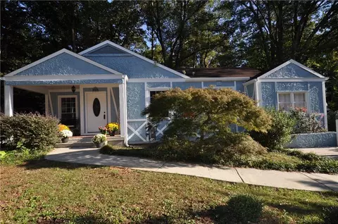 2519 Pineview Dr, Decatur, GA 30030