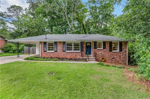 3160 Lindmoor Dr, Decatur, GA 30033
