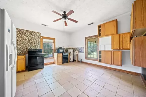 882 Jack Neely Rd, Covington, GA 30016 photo 26