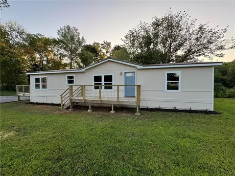 307 Big Ridge Rd, Talking Rock, GA 30175