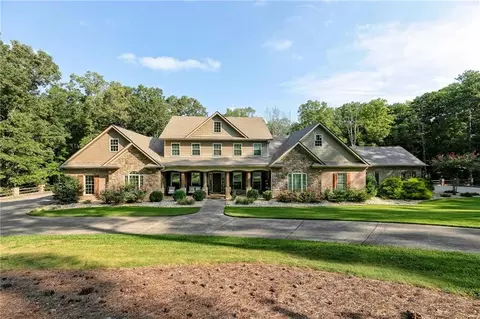 293 Highland Dr, Tallapoosa, GA 30176