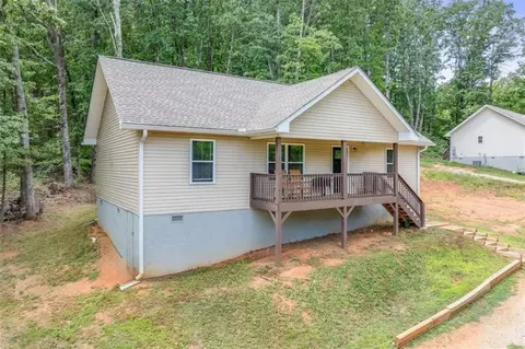 1018 Skitts Mountain Rd, Cleveland, GA 30528