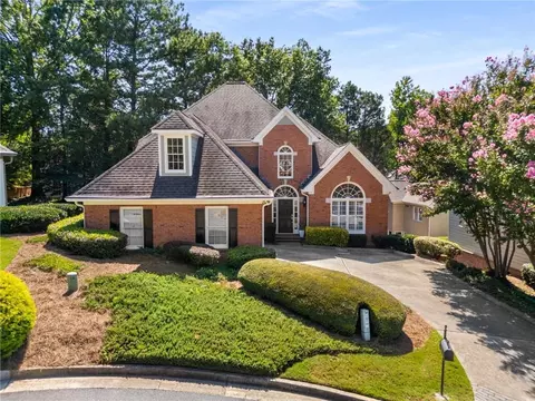 315 Spalding Gates Ct, Atlanta, GA 30328
