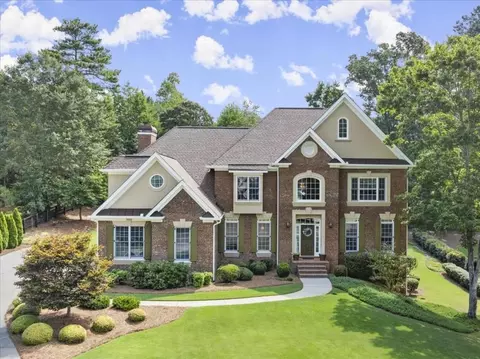 335 Oakhurst Leaf Dr, Milton, GA 30004