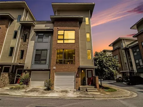 970 Moda Dr, Atlanta, GA 30316