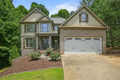 18 Roxburgh Trl NE, Cartersville, GA 30121