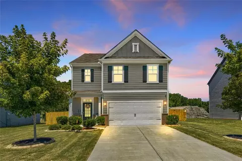 6629 Bluffview Dr, Douglasville, GA 30134