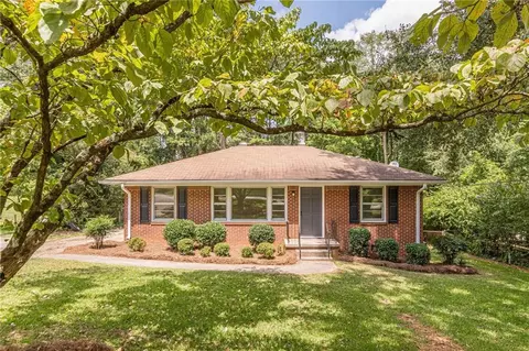 1280 Waverly Dr, Forest Park, GA 30297