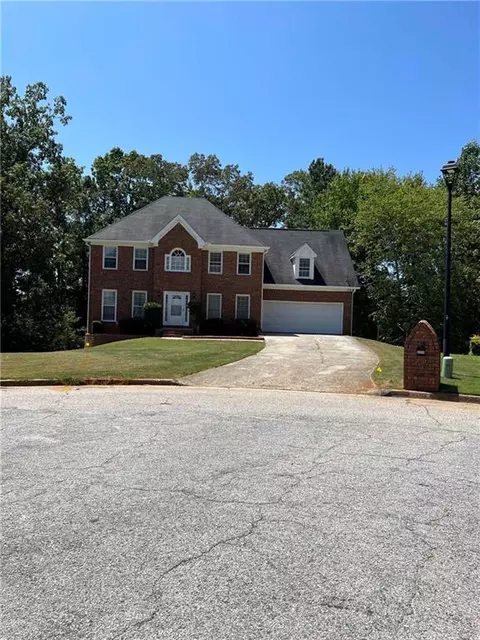 6209 Southland Forest Dr, Stone Mountain, GA 30087