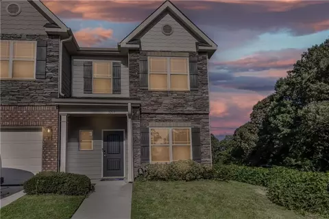 5217 Carrie Dr, Morrow, GA 30260